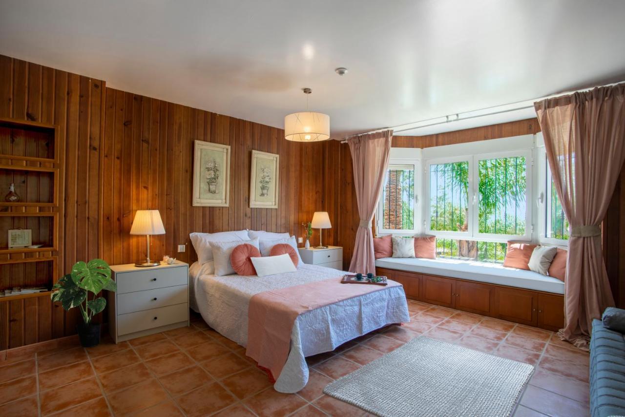 10 Bedroom 5 Star Luxury & Heated Pool For 5 To 28 Guests Near Alicante Mutxamel